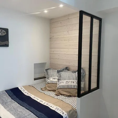 Le Petit Navire Apartment La Flotte